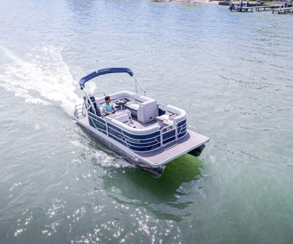 Godfrey 8 Passenger Pontoon Boat Rental – Ontario, Canada