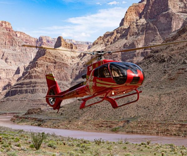 Grand Canyon Helicopter Landing Tour with Vegas Strip – Hoover Dam, Nevada