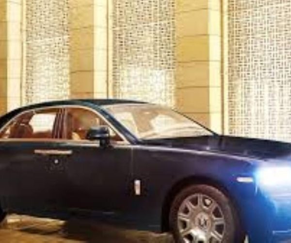 Hassle-Free Return: Agra Hotel to Delhi Airport Transfer – New Delhi, India