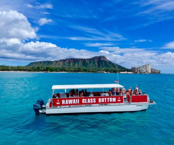 Honolulu: Glass Bottom Boat Tour along Oahu’s South Shore – Hawaii, United States