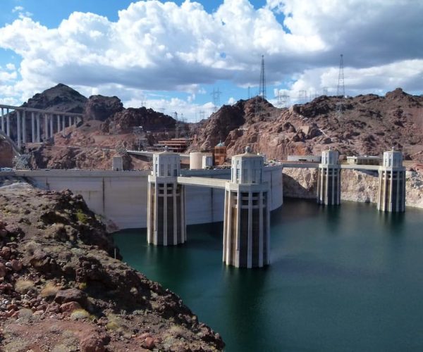 Las Vegas: Hoover Dam, Craft Beer & Comedy Show Tour – Las Vegas, Nevada