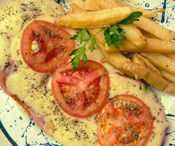 Lunch in Encuentro Nativo, Caminito – Buenos Aires Province, Argentina