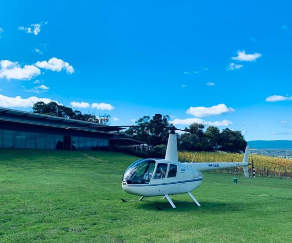 Melbourne: Private Yarra Valley Winery Lunch by Helicopter – Victoria, Australia, Australia