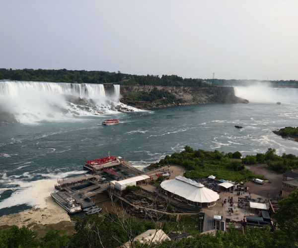 Montreal: Private Tour to Niagara Falls – Ontario, Canada