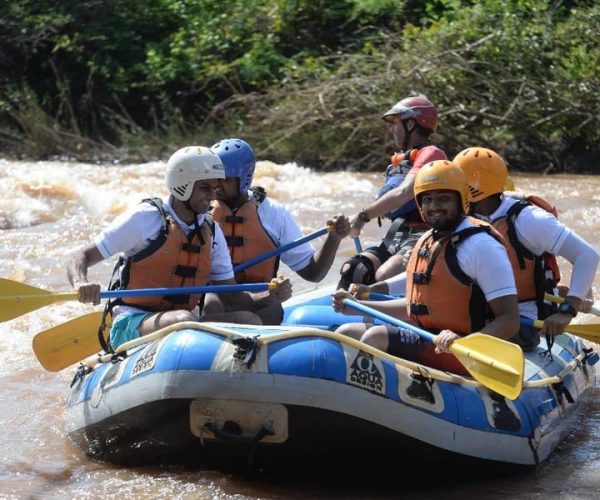 Montreal Rapids: All-Inclusive Rafting Adventures – Quebec, Canada