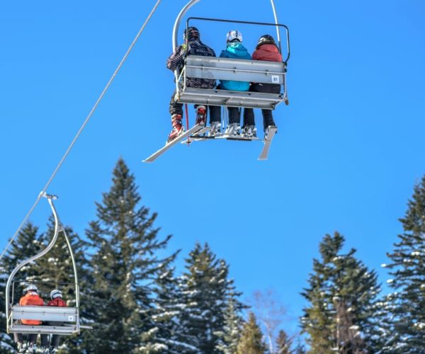 Nakiska Ski Resort Ski Shuttle Service from Banff – Alberta, Canada