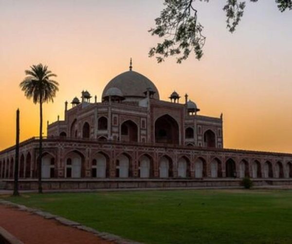 New Delhi: Evening Delhi Nights City Guided Tour – New Delhi, India