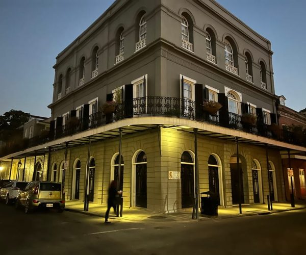 New Orleans : Best of Ghost & Voodoo Experience Walking Tour – Louisiana, United States