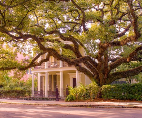 New Orleans Garden District Tour – Louisiana, United States