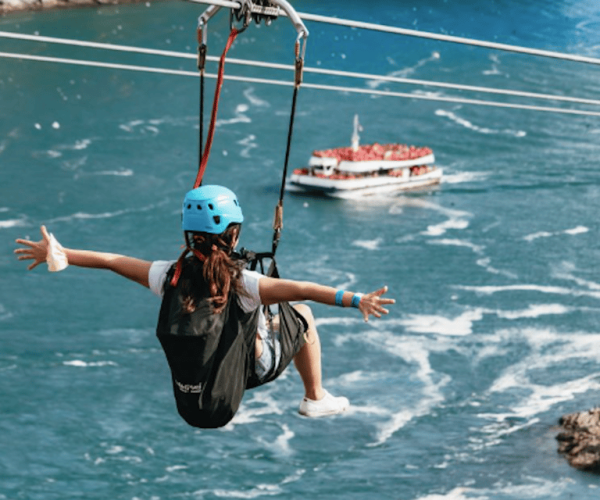 Niagara Falls, Canada: Early Bird Zip Line to The Falls – Ontario, Canada