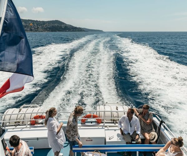 Nice: 1-Hour Sightseeing Cruise to Villefranche Bay – Provence-Alpes-Côte d’Azur, France