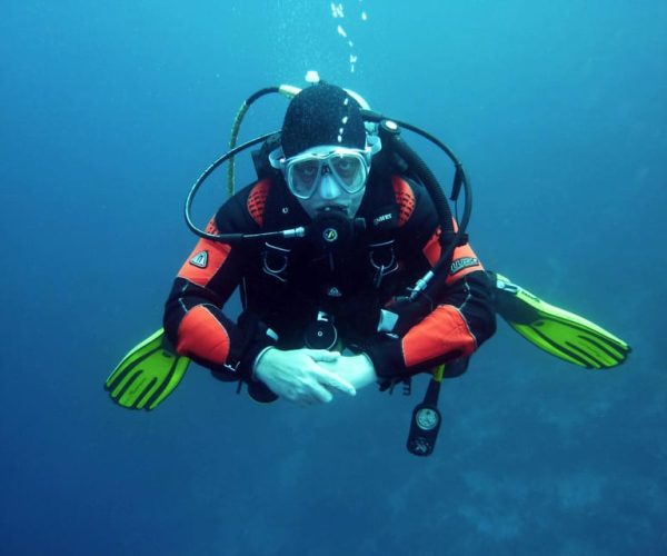 Open Water Diver Course for beginners + Transportation – Baja California Sur, Mexico