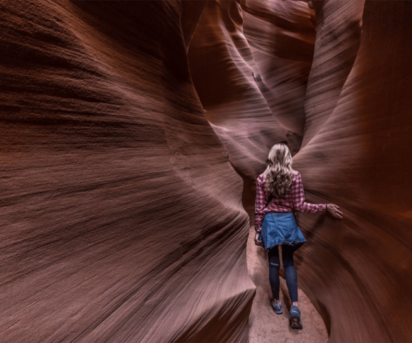 Page: Secret Antelope Canyon Tour – Lake Powell, Arizona