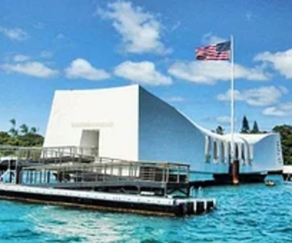 Pearl Harbor Passport tour from HNL Airport – Hawaii, United States