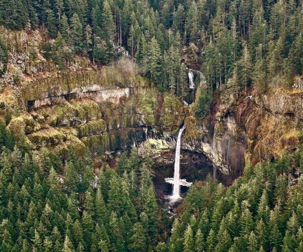 Portland: Multnomah Falls Scenic Air Tour – Columbia River Gorge, Oregon