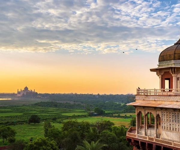 Premium: Day Trip Taj Mahal, Agra Fort & Baby Taj – New Delhi, India