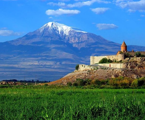 Private Tour to Khor Virap, Noravank, and Areni, Birds cave – Ararat Province, Armenia