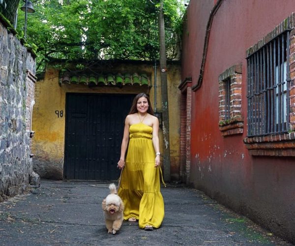 Private photo shoot in the heart of Coyoacán (1-3 people) – Greater Mexico City, Mexico