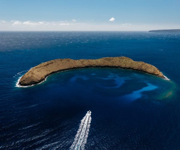 South Maui: Molokini Volcanic Crater Snorkeling Cruise – Hawaii, Hawaii