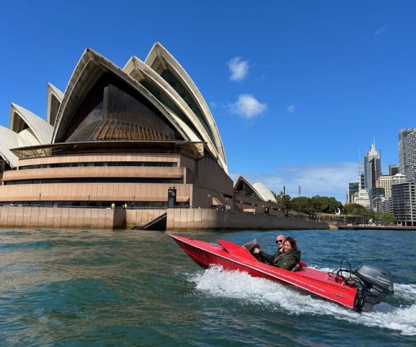 Sydney: Self-drive Speed Boat Adventure – New South Wales, Australia