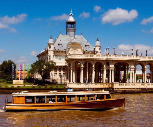 Tigre Delta with Private Navigation with Local Guide – Buenos Aires Province, Argentina