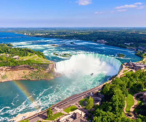 Toronto to Niagara Falls: Self-Guided Scenic Driving Tour – Ontario, Canada