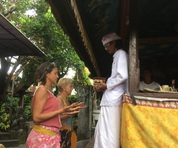 Ubud: Spiritual Experience Balinese Astrology and Blessing – Bali, Indonesia