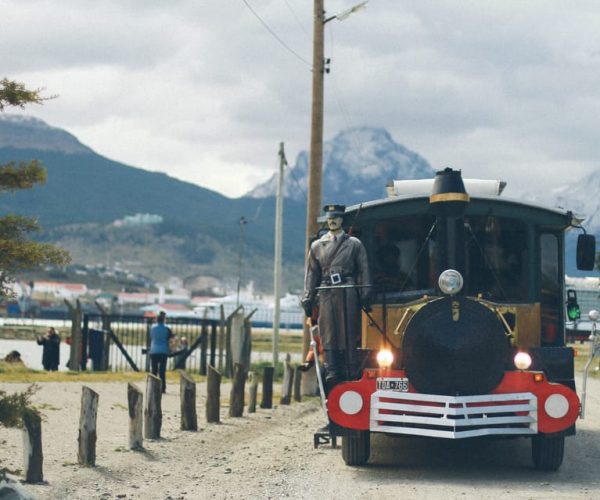 Ushuaia: Panoramic City Train Tour – Tierra del Fuego, Argentina