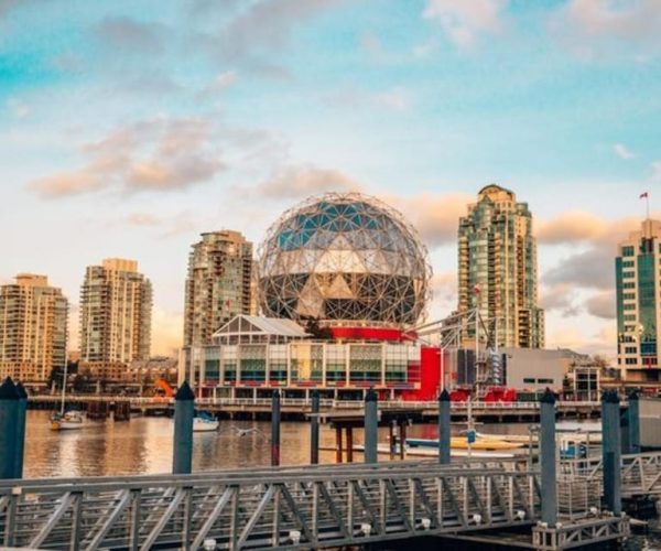 Vancouver : Must-See Attractions Walking Tour With A Guide – British Columbia, Canada