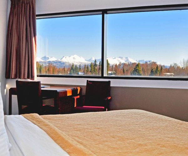 Alex Hotel & Suites Anchorage Airport – Anchorage, Alaska