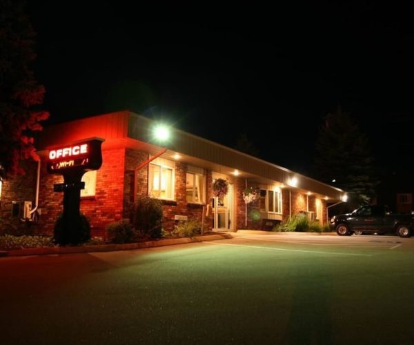 Bangor Inn & Suites – Bangor, Maine