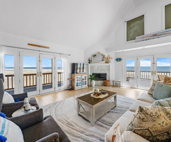 Dog-friendly beach house w/ stunning water views, wrap-around decks & a loft – Dauphin Island, Alabama