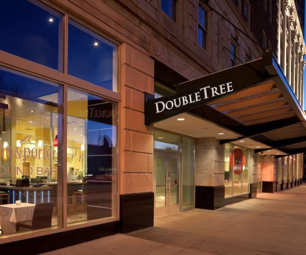 DoubleTree Suites by Hilton Hotel Detroit Downtown – Fort Shelby – Detroit, Michigan