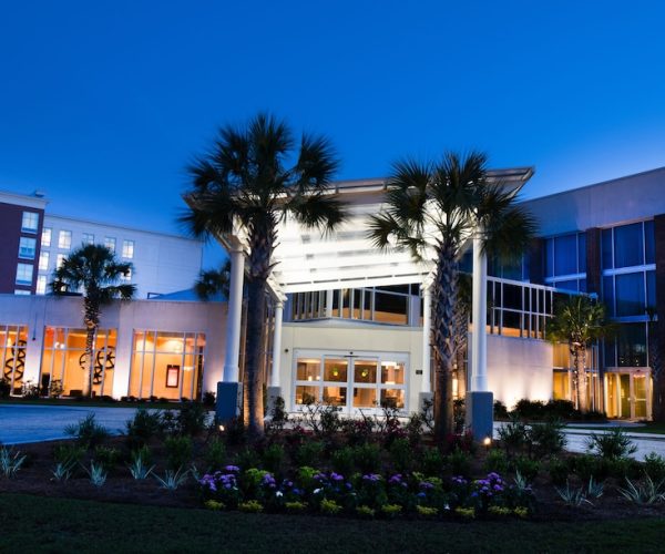 DoubleTree by Hilton Hotel & Suites Charleston Airport – North Charleston, South Carolina