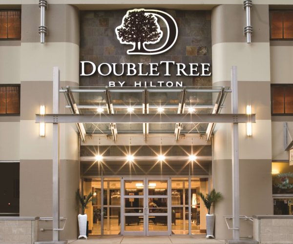 DoubleTree by Hilton Hotel & Suites Pittsburgh Downtown – Pittsburgh, Pennsylvania