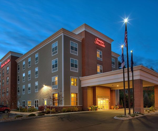 Hampton Inn & Suites Exeter – Exeter, New Hampshire