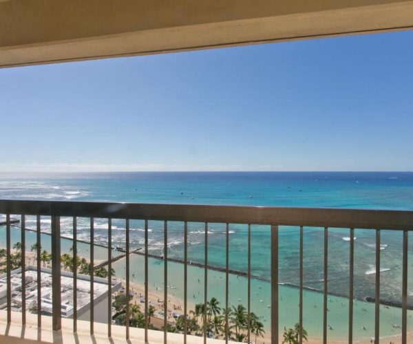 High Floor Luxury Oceanfront at Waikiki Beach Tower – Honolulu, Hawaii