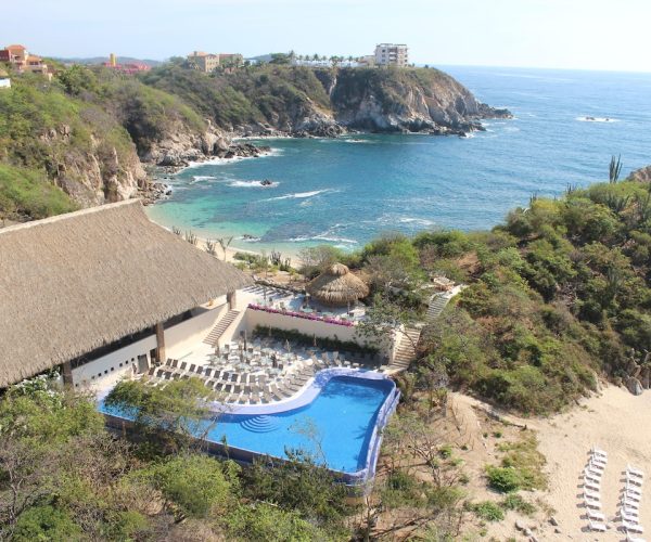 Isla Natura Beach Huatulco – Oaxaca, Mexico