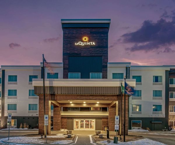 La Quinta Inn & Suites by Wyndham Bismarck – Bismarck, North Dakota