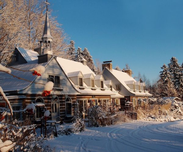 Le Petit Clocher Gîte Touristique B&B – Quebec, Canada