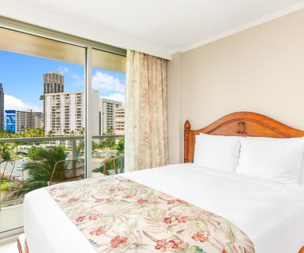 Luana Waikiki Hotel & Suites – Honolulu, Hawaii