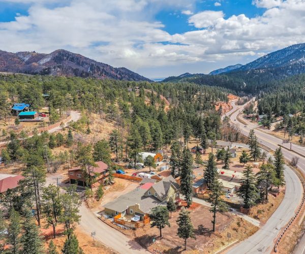 Mountain Retreat – Colorado Springs, Colorado