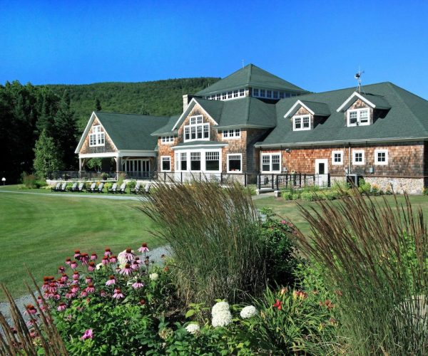 Omni Bretton Arms Inn at Mount Washington – Bretton Woods, New Hampshire