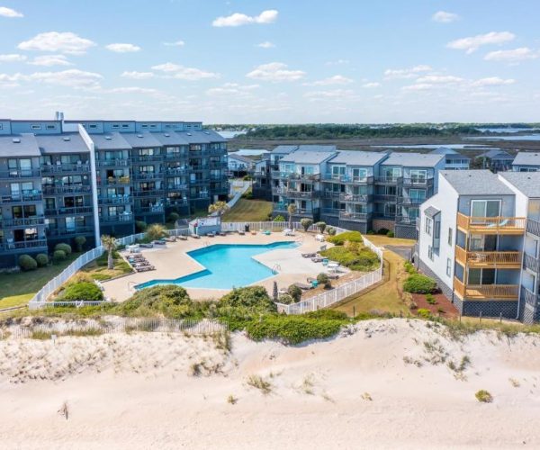 Shipwatch Villas – North Topsail Beach, North Carolina