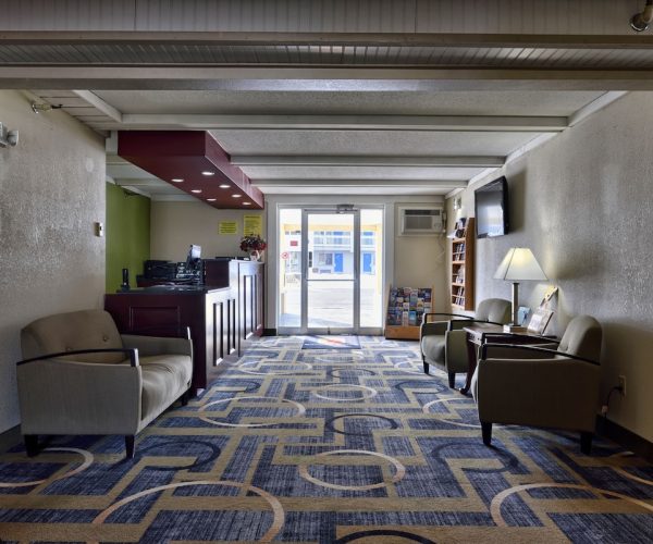 Super 8 by Wyndham Bangor – Bangor, Maine