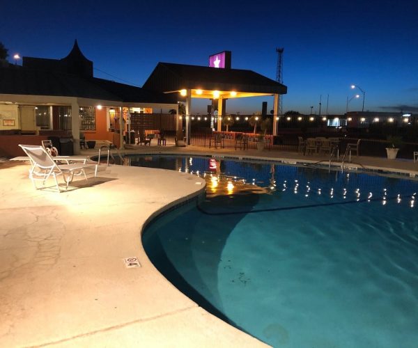 The Classic Desert Aire Hotel – Alamogordo, New Mexico