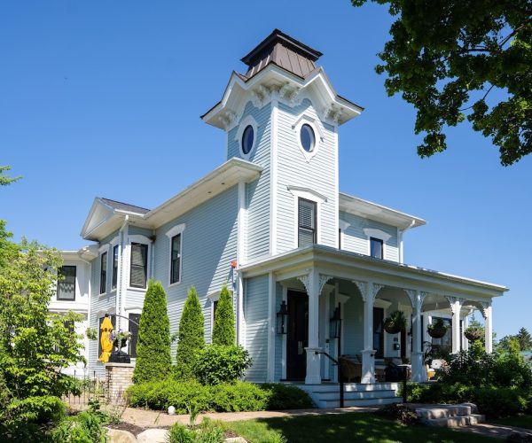 The Lilley Mansion Bed & Breakfast – Spring Lake, Michigan