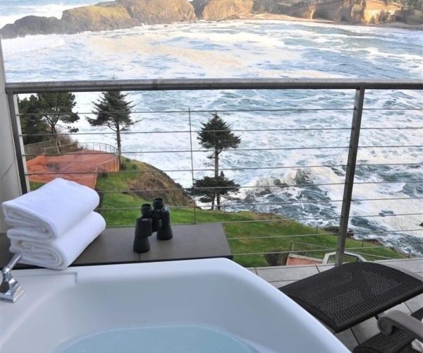 Whale Cove Inn – Depoe Bay, Oregon