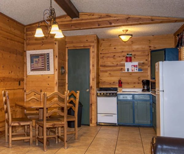 Whispering Pine Cabins – Ruidoso, New Mexico