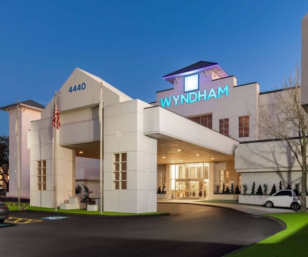 Wyndham DFW Airport – Dallas, Texas